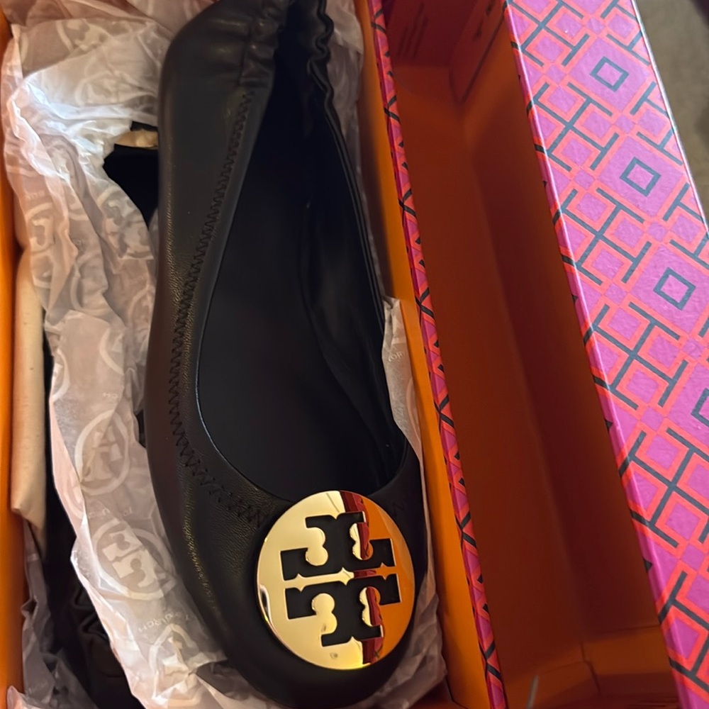 NEW Tory Burch Minnie Travel Ballet Flats Black Nappa Leather Logo Size 6.5 NIB - Picture 4 of 6